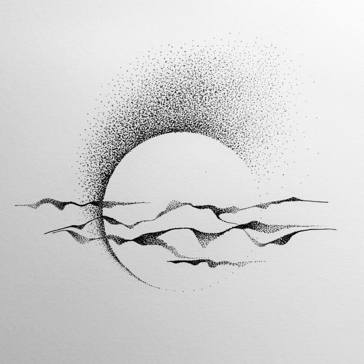 tatouage flash abstrait soleil cercle nuage nature