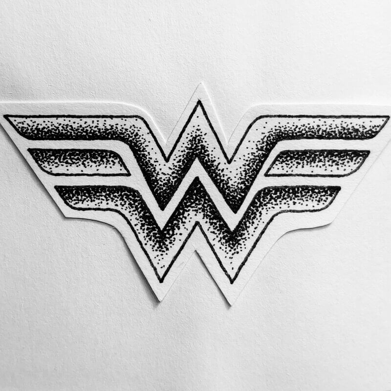 tatouage flash superhero wonderwoman logo bd